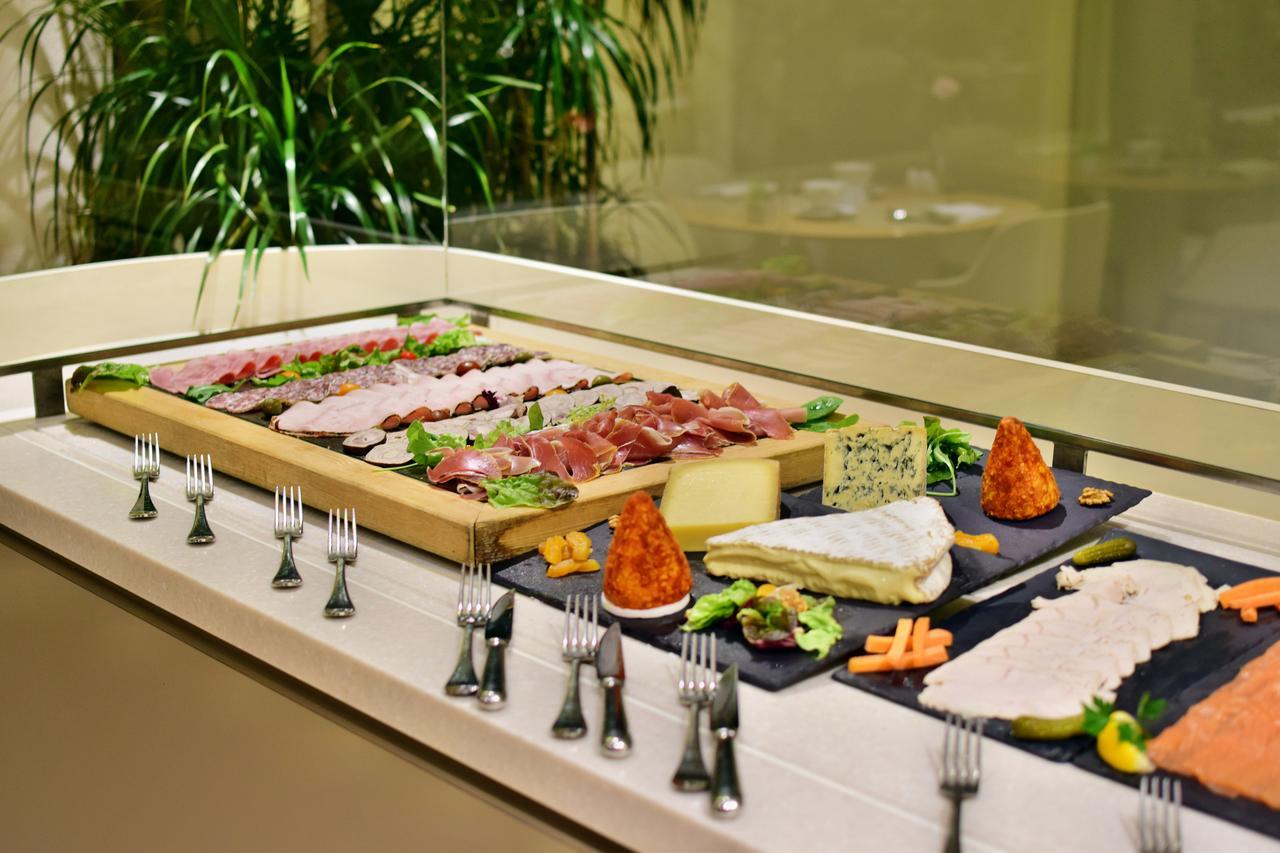 Miramar La Cigale Hotel Thalasso & Spa 阿尔松 外观 照片
